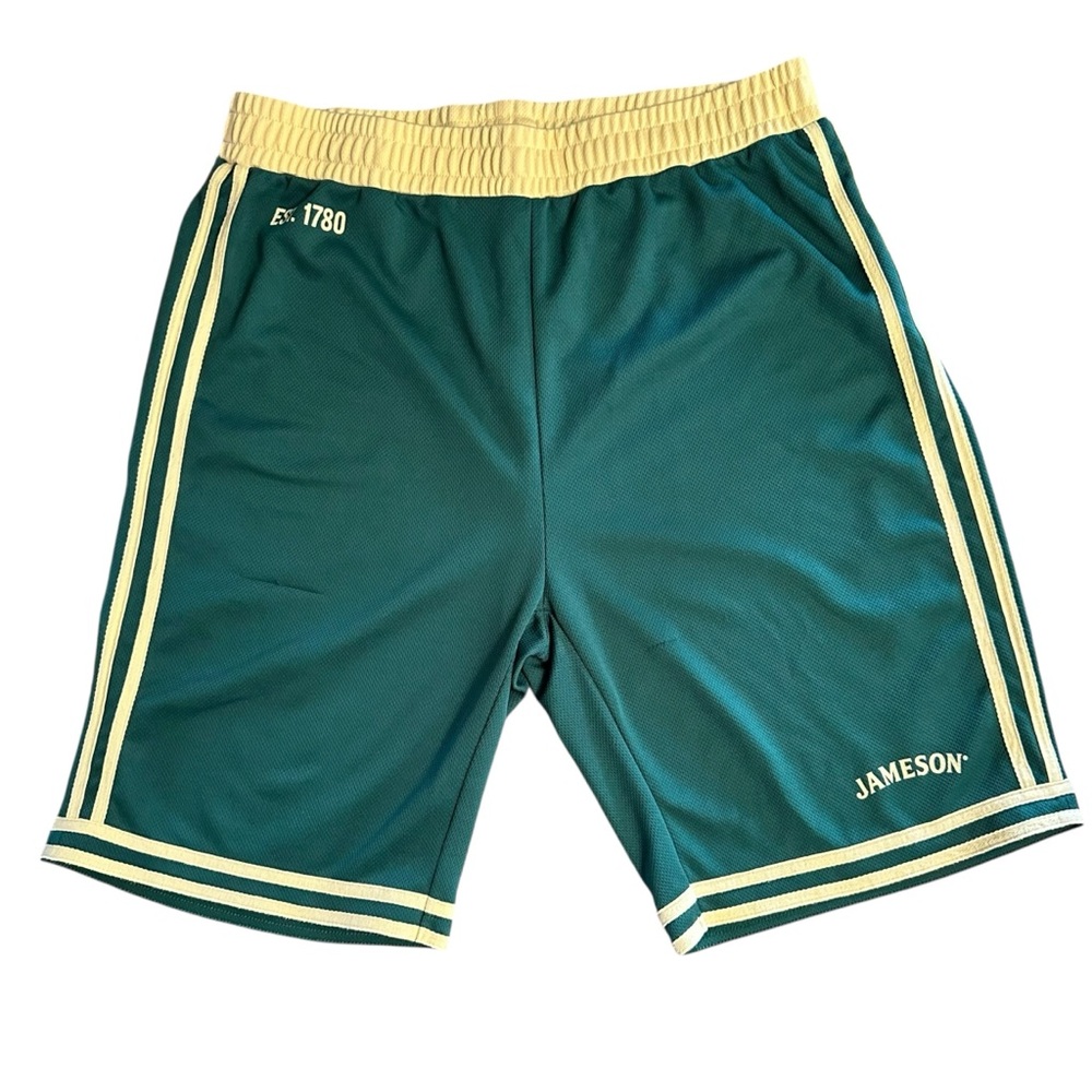 🍀Vintage Jameson Athletic Shorts Men's Irish Whiskey Green Yellow Basketball
